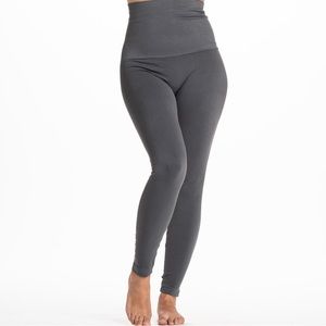 Preggo Leggings Size Large Snapback Gray Compression Maternity Leggings